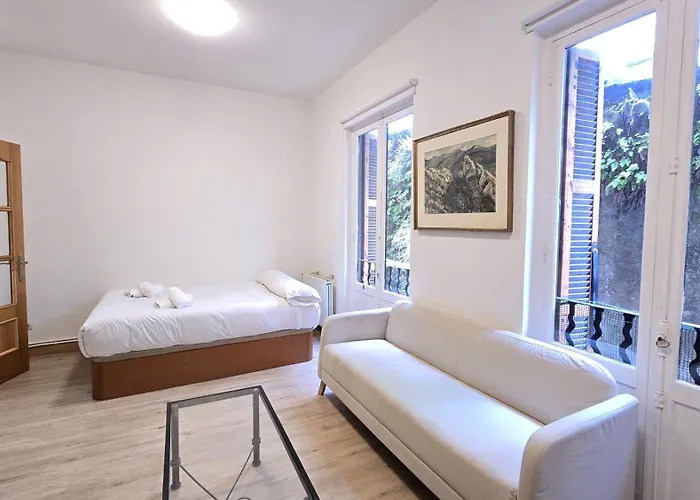 Easo By Sanse Holidays